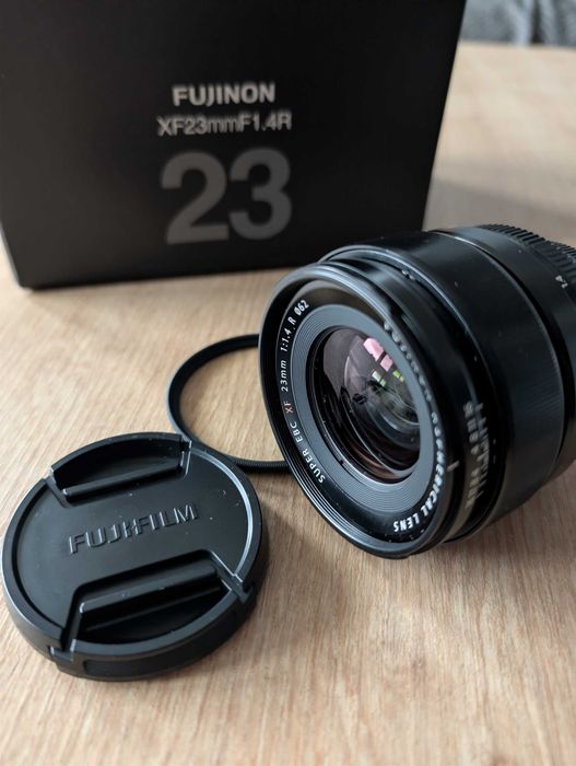 Обектив Fujifilm Fujinon XF 23mm F1.4 R