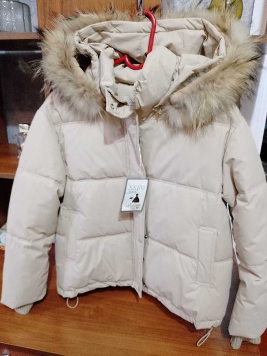 Куртка женская новая.