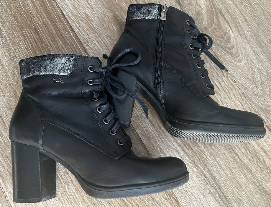 Боти с ток Lasocki, номер 38