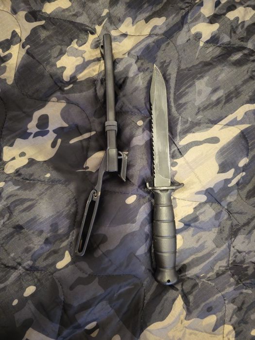 Pumnal Glock Austria