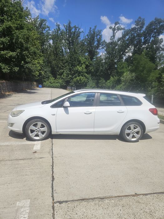 Astra j 2011, 1400cm benzina