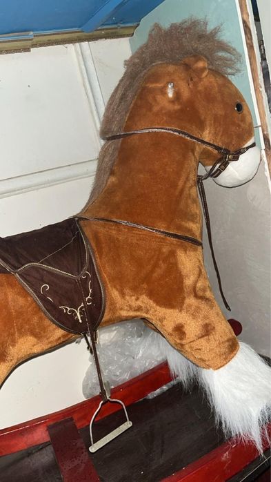 Качалка лошадь б/у