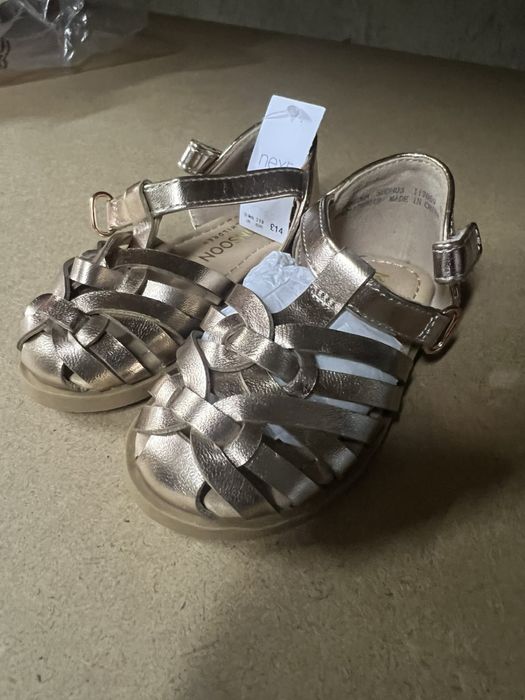 Официални детски бели пантофки и сандали NEXT