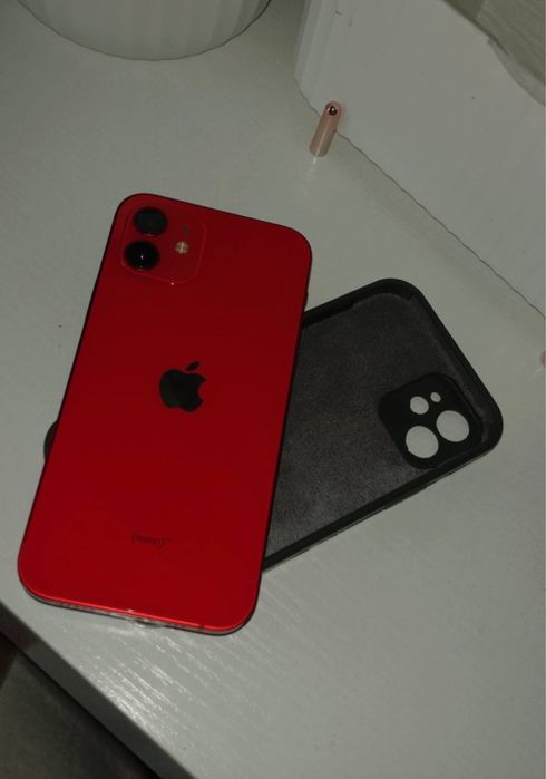 Iphone 12 в хорошем состоянии