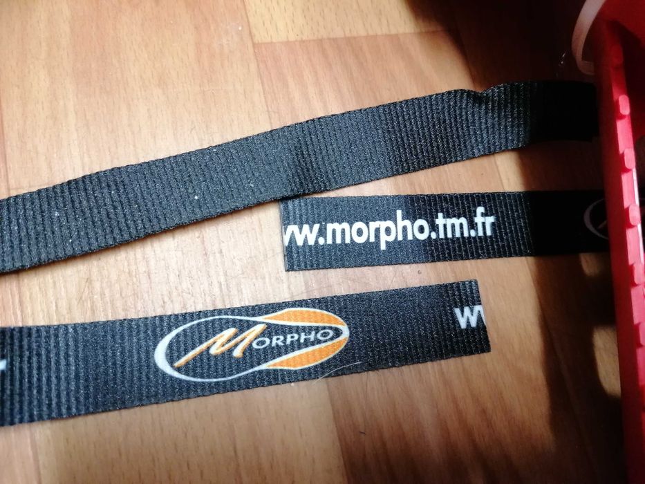 Продавам чисто нови френски пластмасови снегоходки за човек до 120 кг