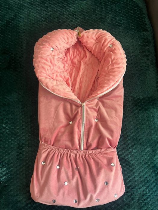 Продам конверт на девочку