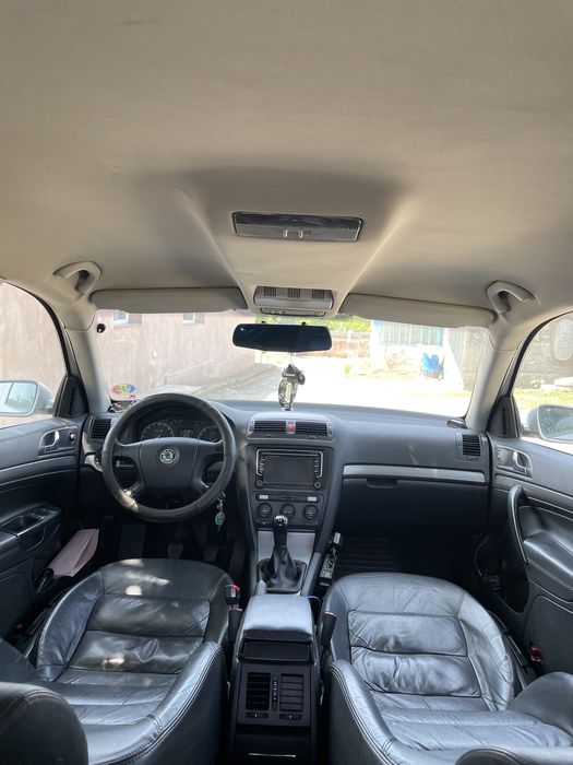 Skoda Octavia 2 1.9 BXE | FULL PIELE | NAVI | VRS LOOK