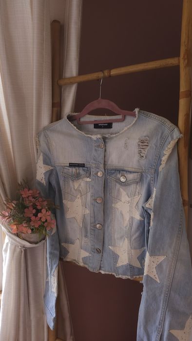 Дамски връхни дрехи