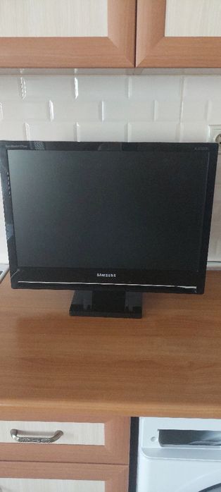 Телевизори ,Crown u Samsung