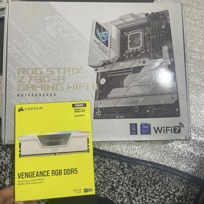 Z790 Rog A II WIFI 7 + Corsair DDR5 32GB 2x16