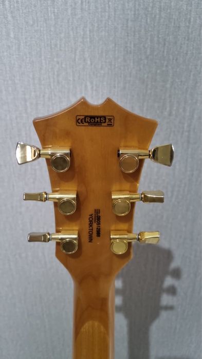 Гитара Cort Yorktown • полуакустика