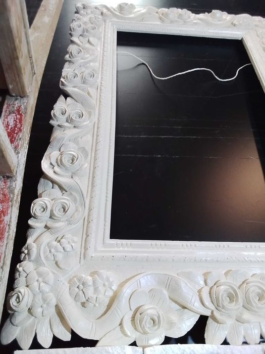 Rama cu trandafiri - 106cm / 71cm