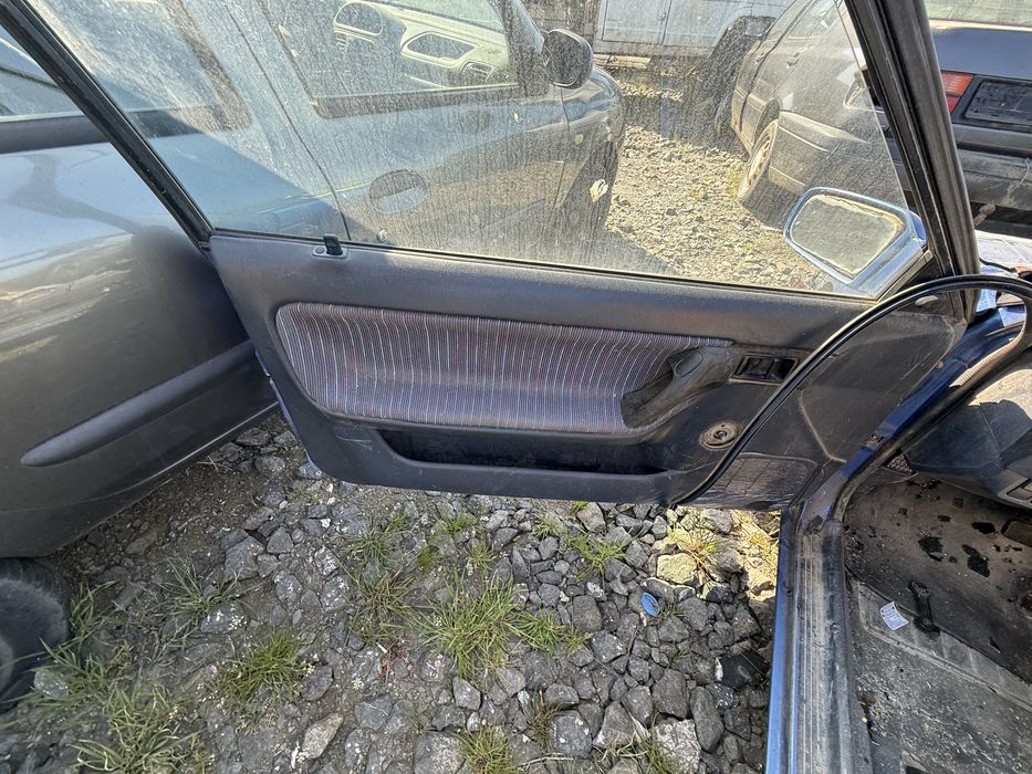 Мазда 323 автомат на части