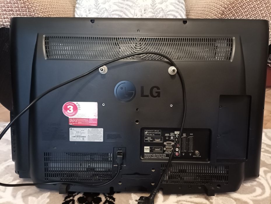 Телевизор LG 80 см диагональ