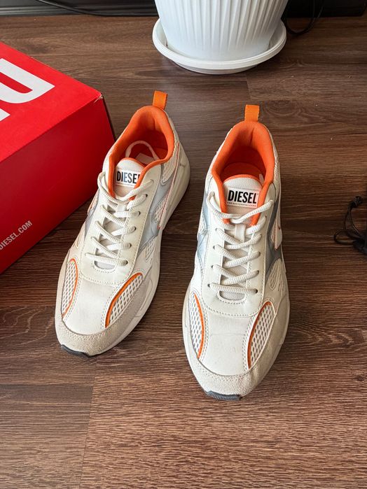 Маратонки Diesel бели обувани няколко пъти като нови