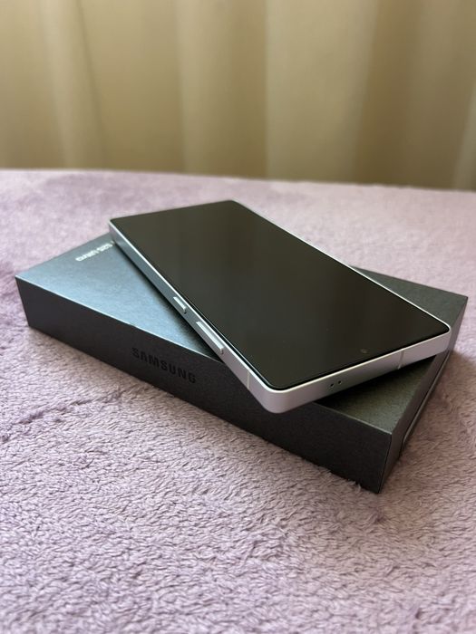 Samsung Galaxy S25 Ultra 512GB - Без забележки, първи собственик, с гаранция