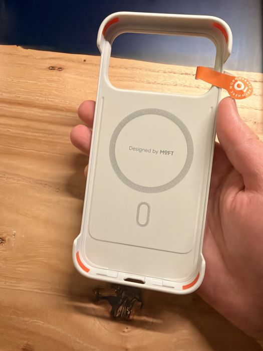 Moft iphone 17/18 pro max
