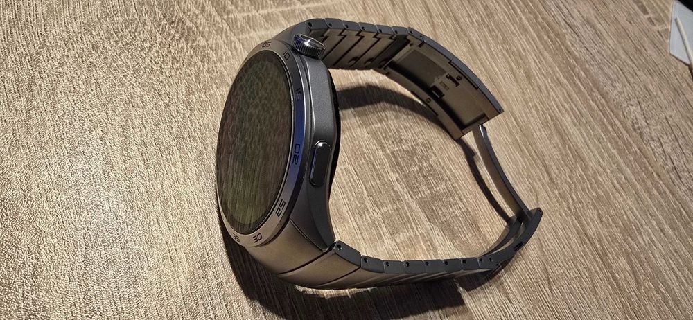 Смарт Часовник HUAWEI WATCH GT 4 46mm Grey Stainless Steel