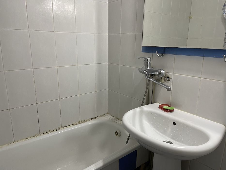 Сдам 2х ком люкс, район рынка!