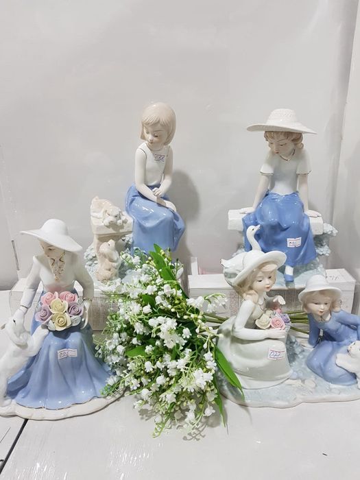 Девочки из фарфора и гипса