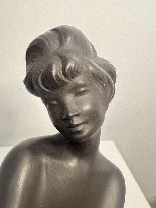 Statueta teracota Terra Sigilatta Arthur Moller. Sculptura lut.