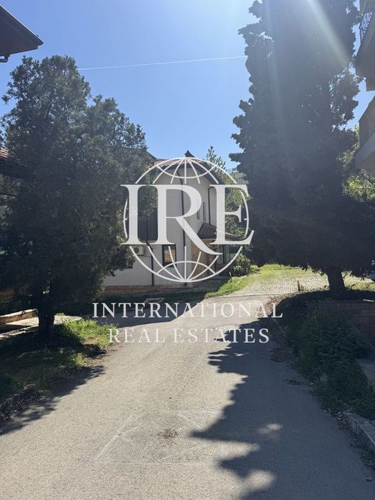 Едностаен с веранда  Евксиновград  обзаведен и оборудван включено пар