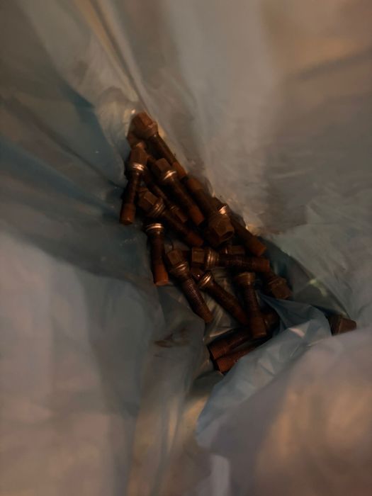 Distantieri BMW+ 20 frezoane