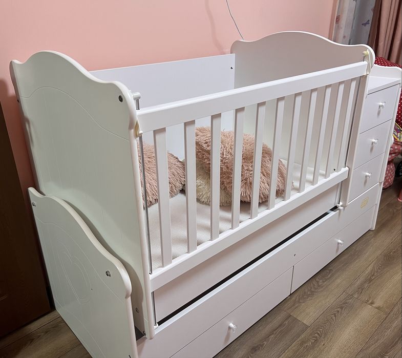 Детска кошара,трансформираща се в легло