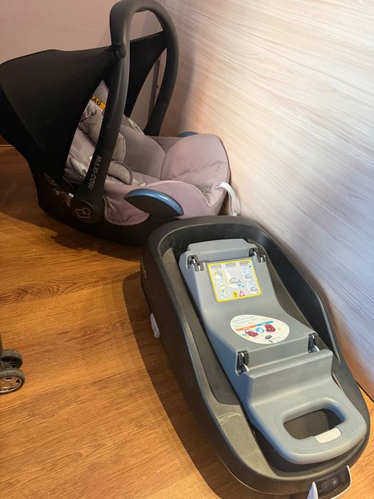 Стол за кола Maxi-Cosi CabrioFix с изофикс система FamilyFix комплект
