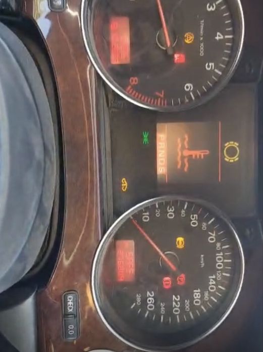 Продам на авторазбор Audi A8