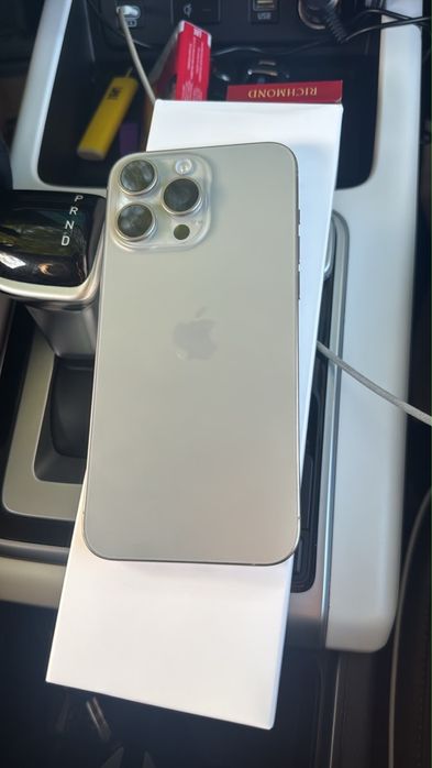 iPhone 15 pro max