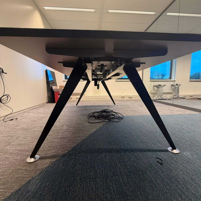 Birou modern DUBLU cu prize încorporate