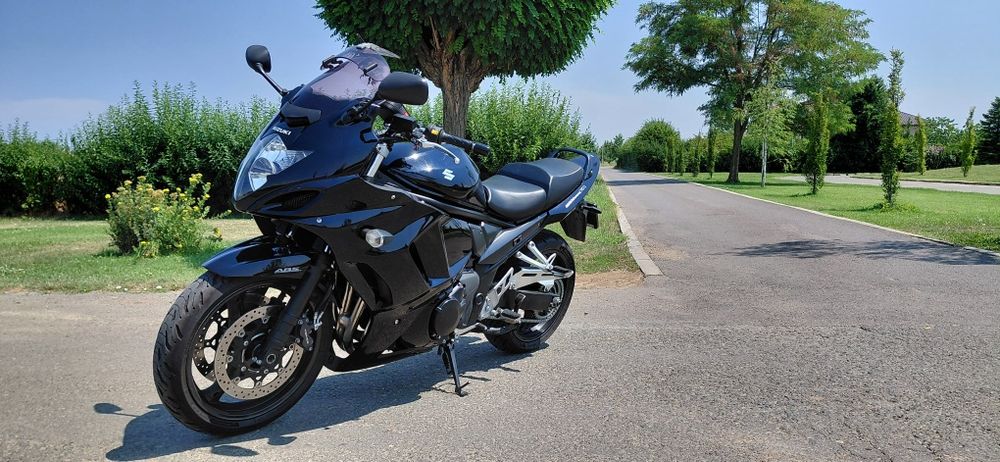 Suzuki GSX 1250 FA abs 2011