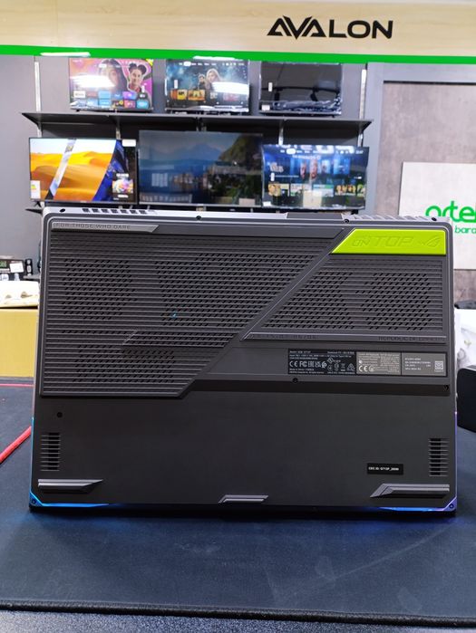 ASUS Rog Strix Ryzen9 4060