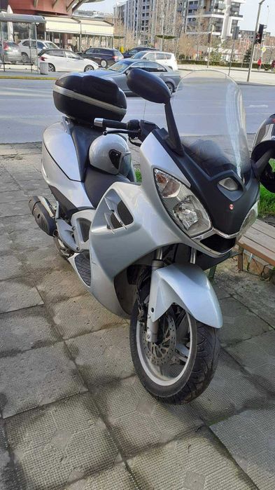 Продавам Malaguti Spidermax 500