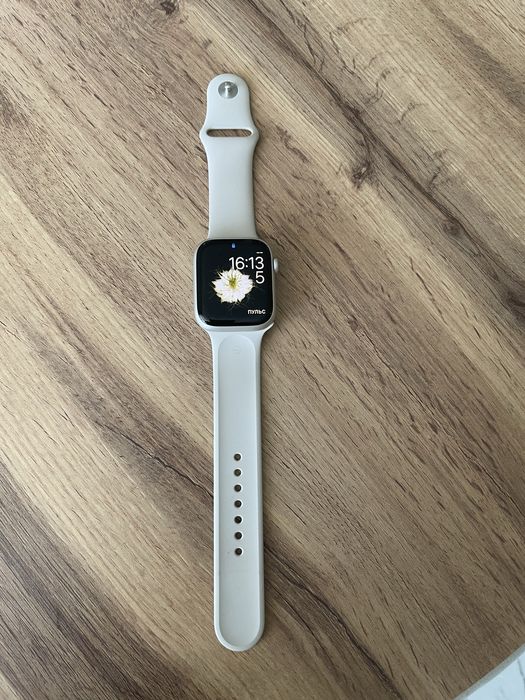 Продам часы Apple watch