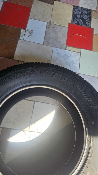 Продам шины bridestone