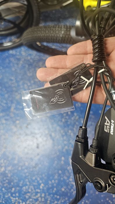 Bicicleta electrica 27.5 full suspensie