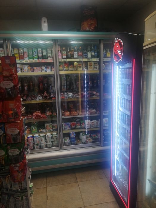 Крайстенна открита хладилна витрина