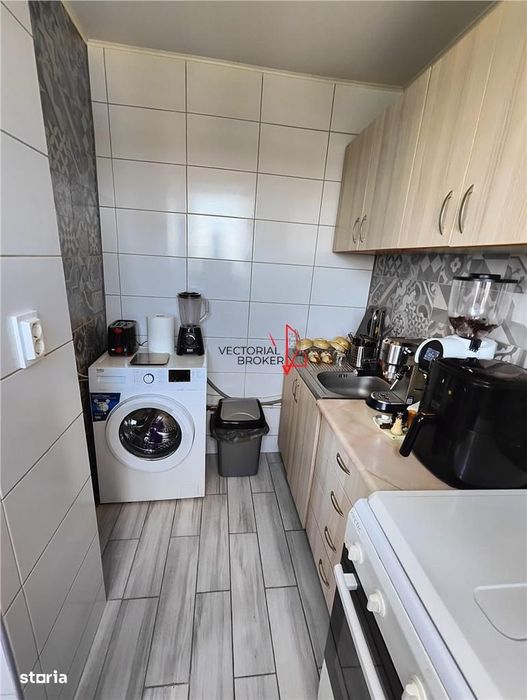 Titan, Bld 1 Decembrie, 8 min metrou Costin Georgian