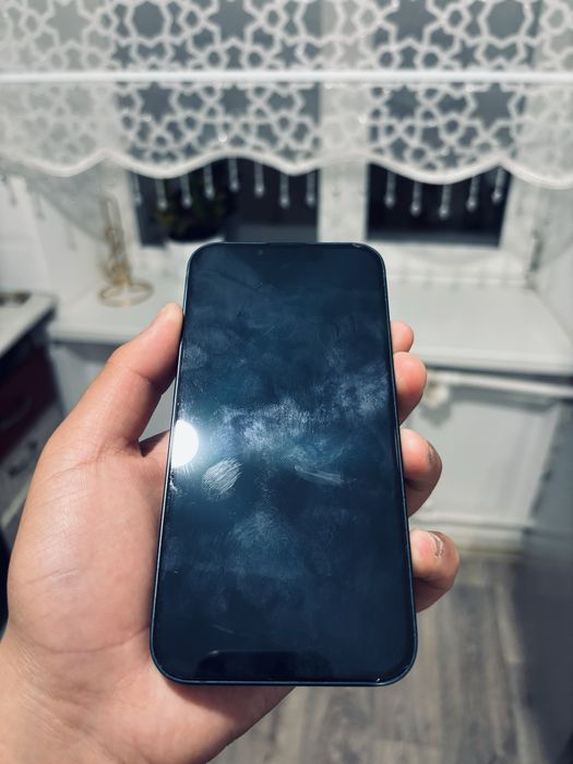 айфон 13 срочно продается