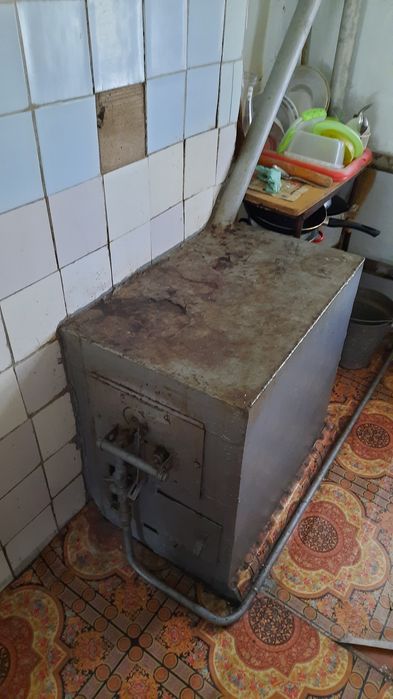 Продам газовую печь
