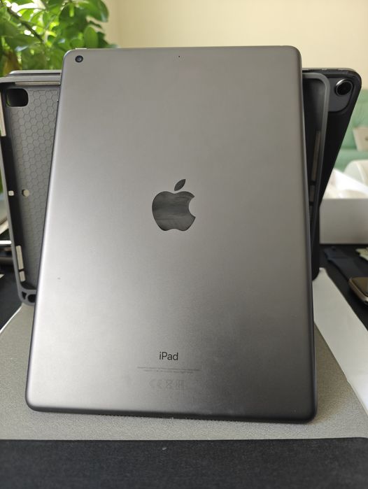 Продава iPad 9 gen /перфектен