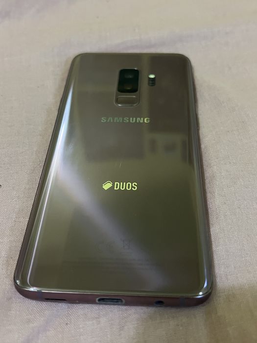 Samsung S9+ Lilac Purple 256GB DUAL SIM + 2 броя оригинални калъфи Samsung