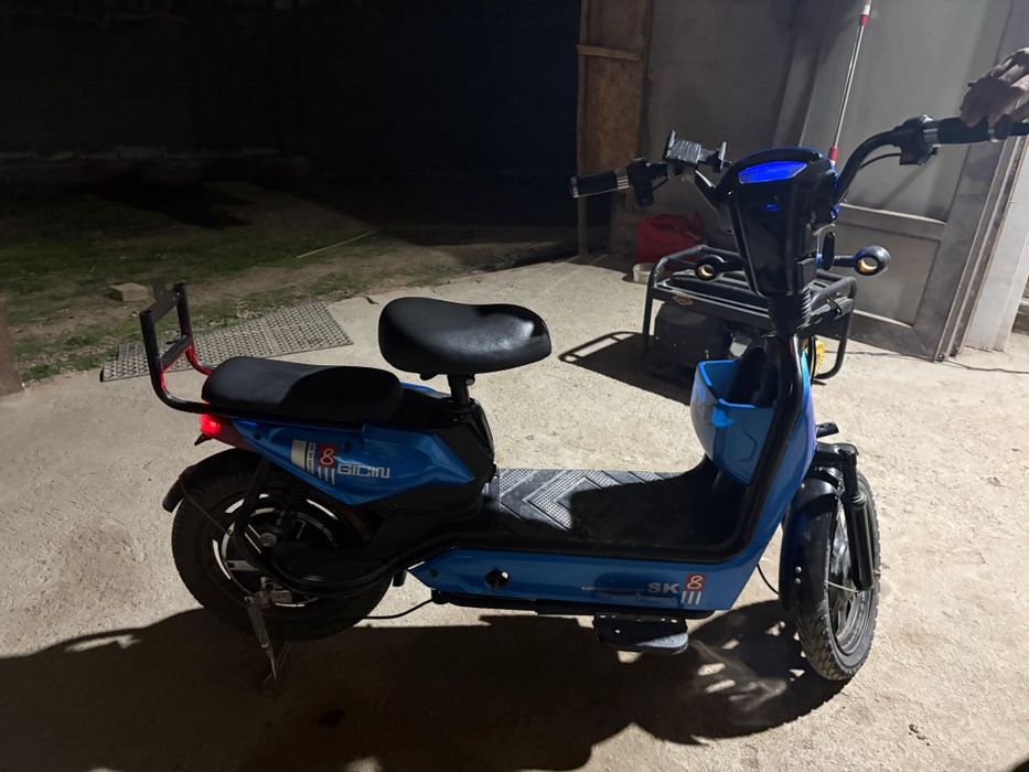 Скутер ск8 продам/обмен