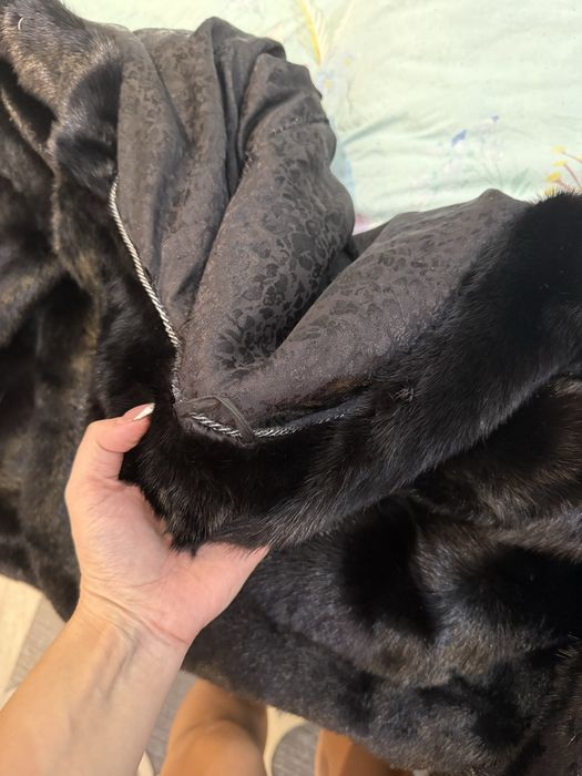 Продам шубу норку 50000 тг