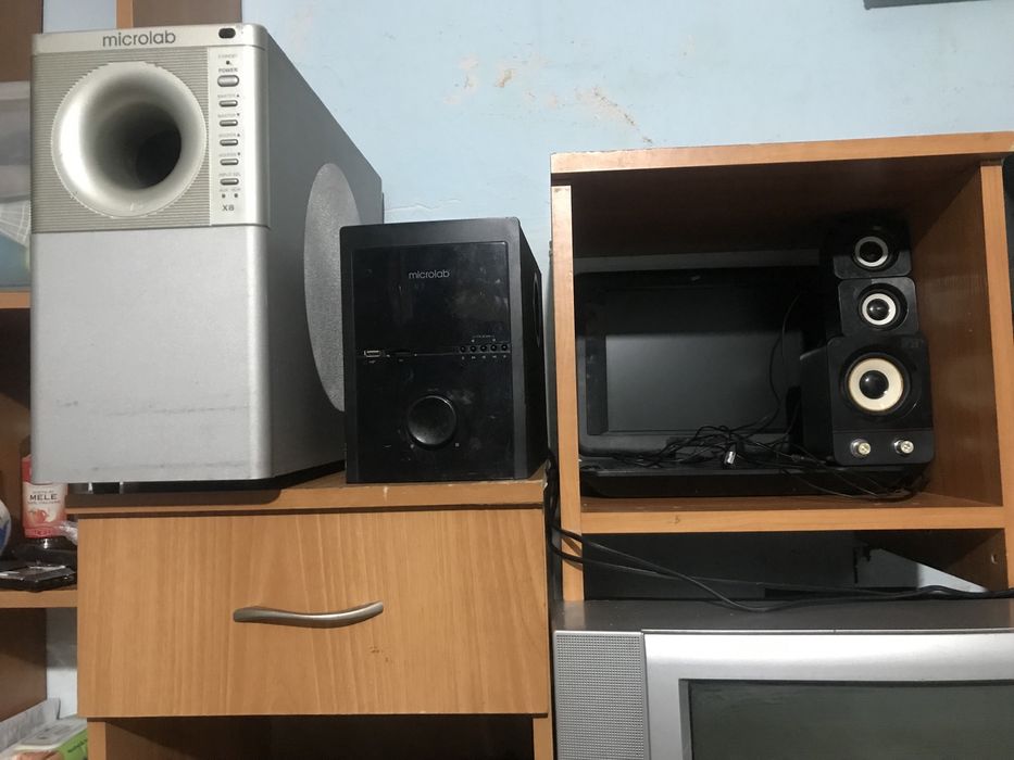 Продам тв 3000т цент 8т 3т