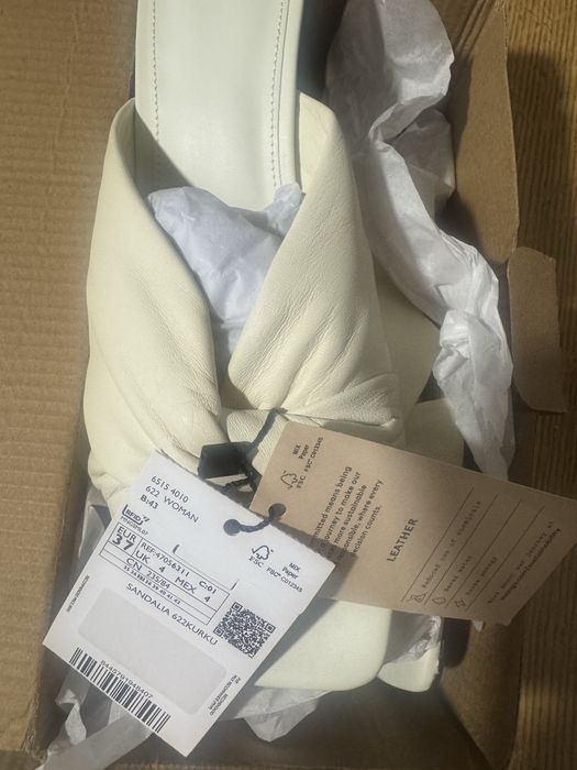 Дамски кожени сандали Mango