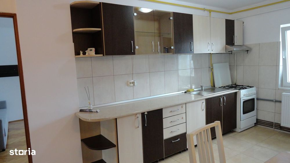 Apartament cu 2 camere decomandate strada Muncitorilor