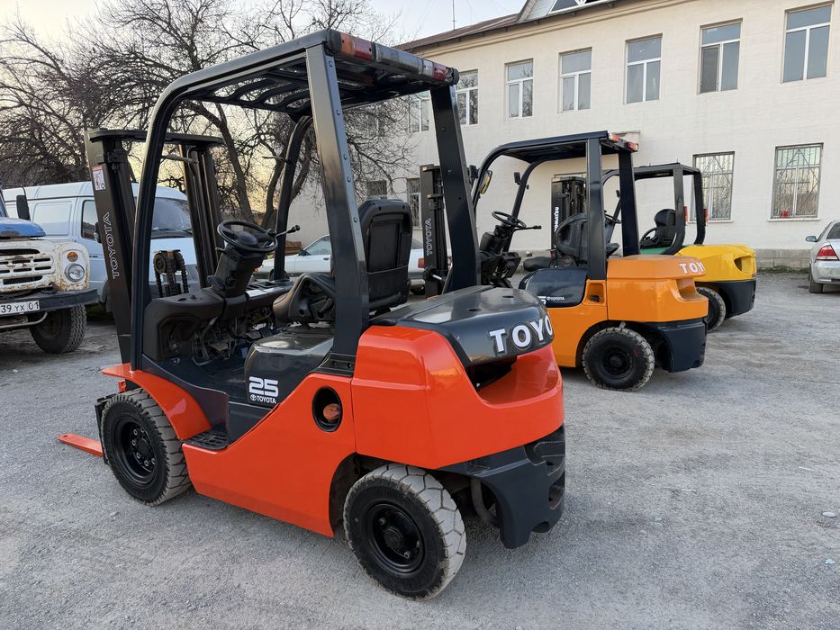 Вилочный погрузчик кара автокара